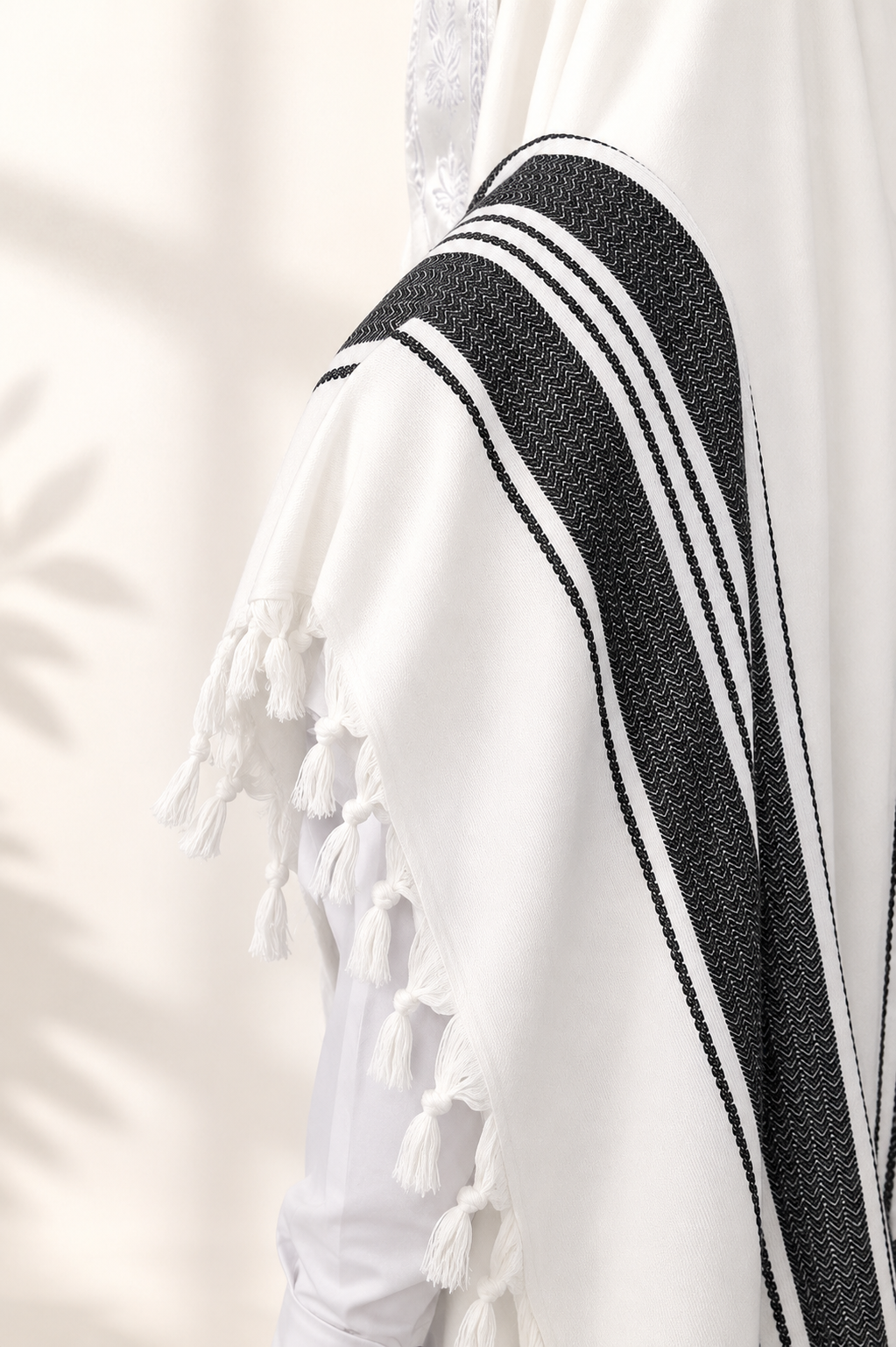 Hallelujah - Premium Handwoven-Style Wool Tallit with Non-Slip Fabric - Black Stripes