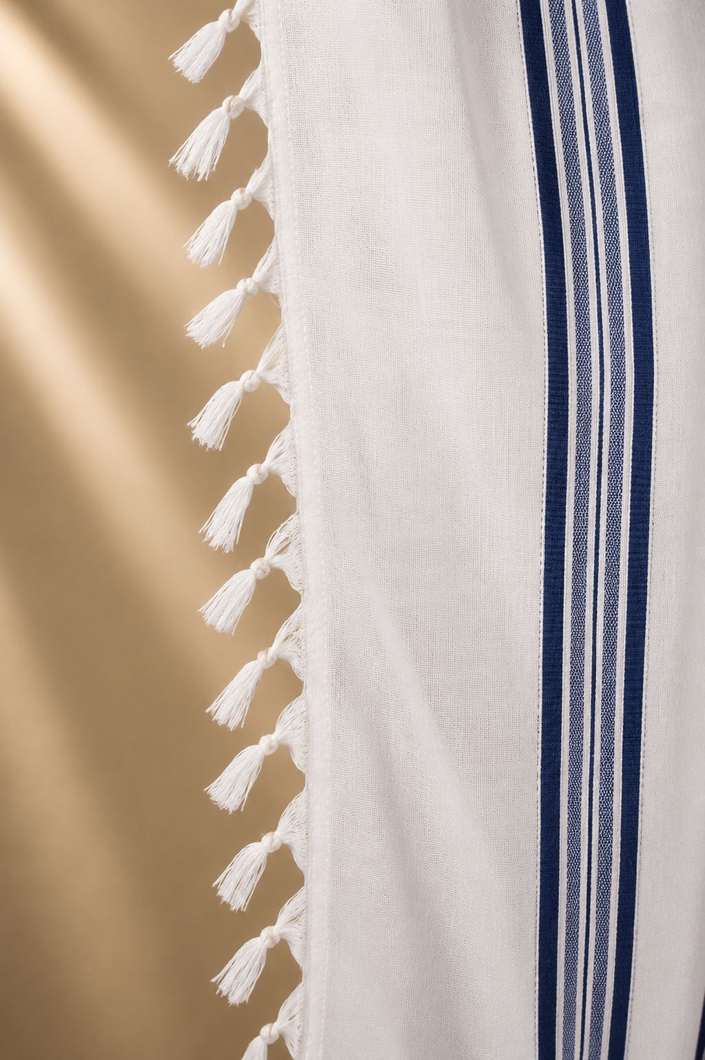 LAMENAZACH-Non-slip pure wool tallit- Blue stripes