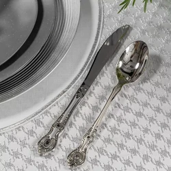 Star Tablecloth – White