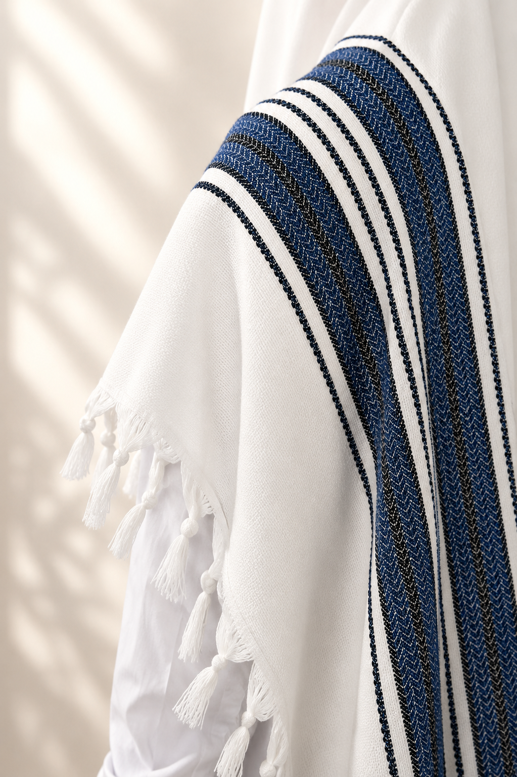 Hallelujah - Premium Handwoven-Style Wool Tallit with Non-Slip Fabric - Black & Blue Stripes