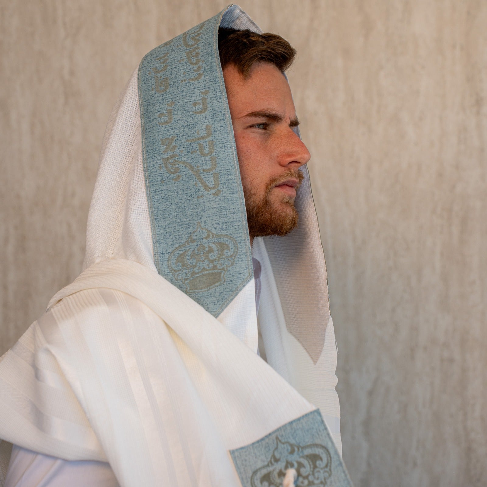 White Wool Tallit – “Yevarechecha Hashem Veyishmerecha” Laser Engraved Atarah & Matching Corners